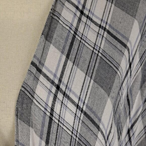 Loft Outlet Gray, White, Blue Plaid Open Front Kimono Duster Fringe One Size - Picture 2 of 11